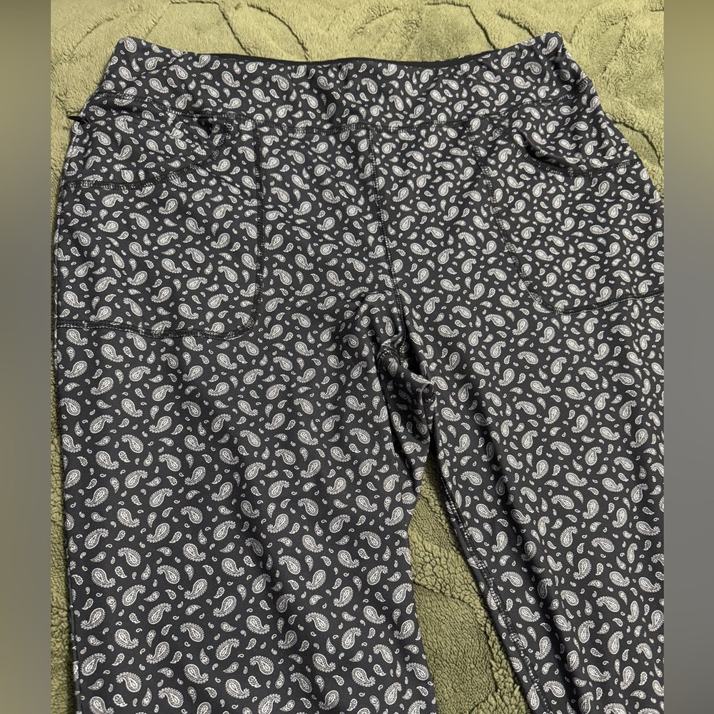 Lands’ End Black and White Paisley Pants